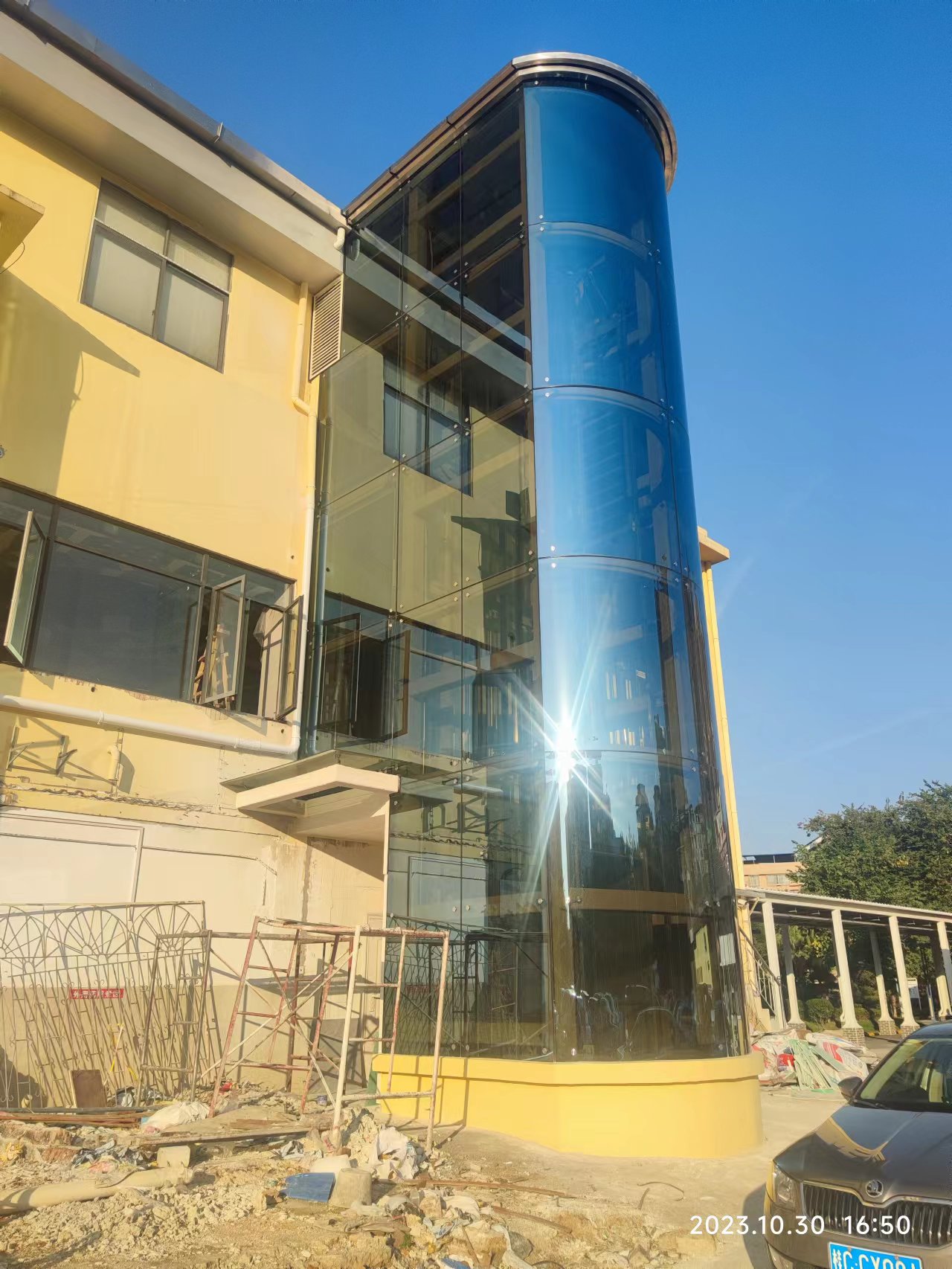 桂林市 桂林市医院学院第二附属医院9号楼观光梯加装 1台